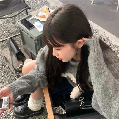 布鲁克斯，草地和可爱脸孔